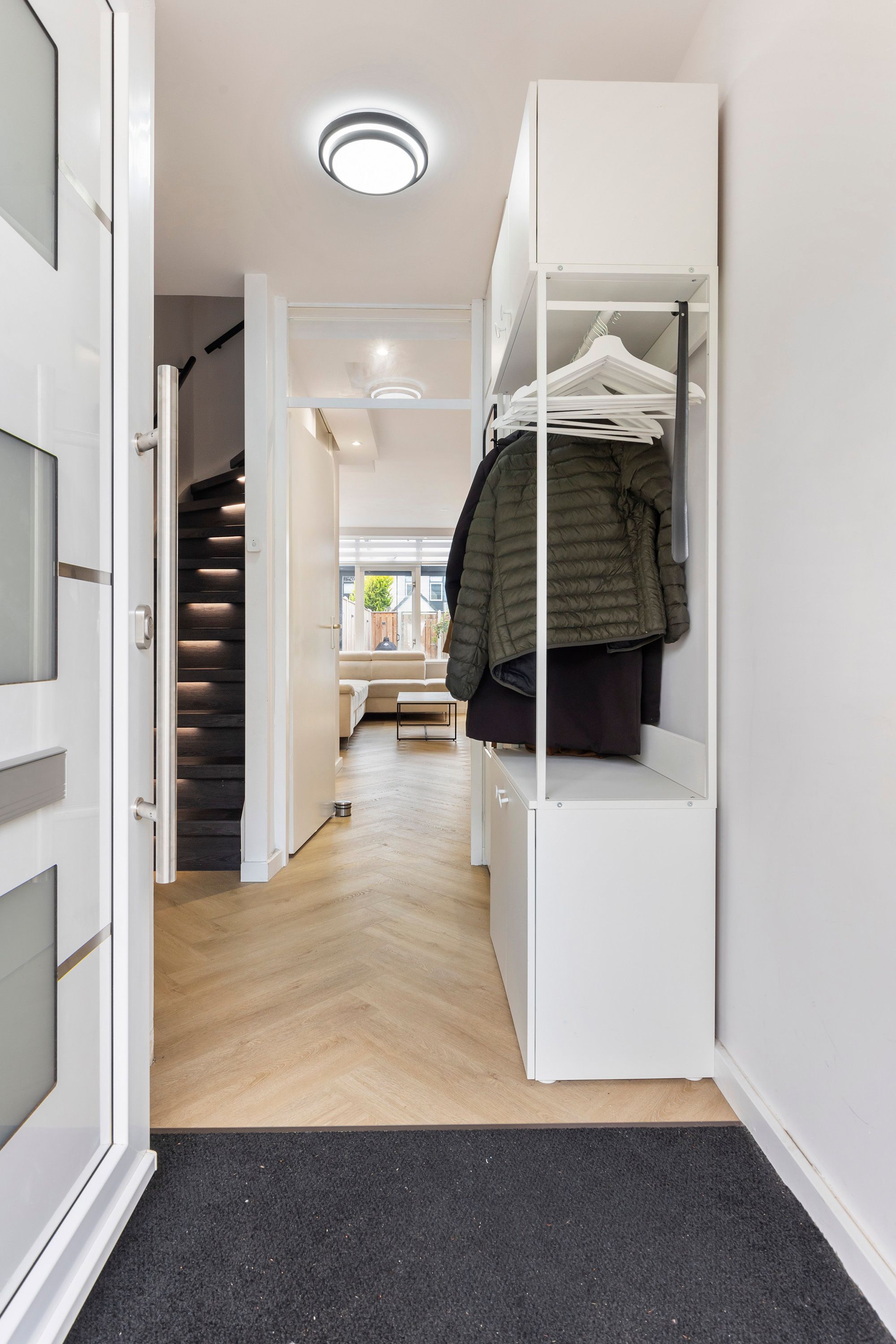 Photo 15 of Van Brerostraat 61