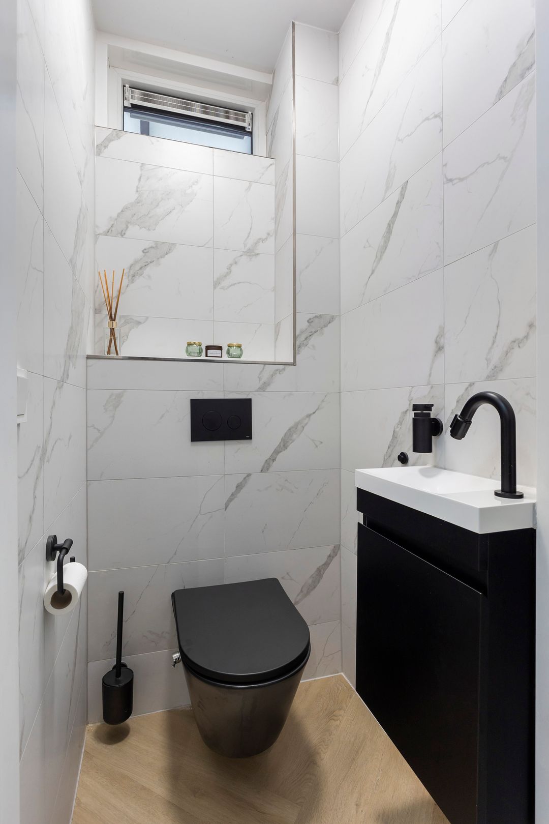 Photo 16 of Van Brerostraat 61