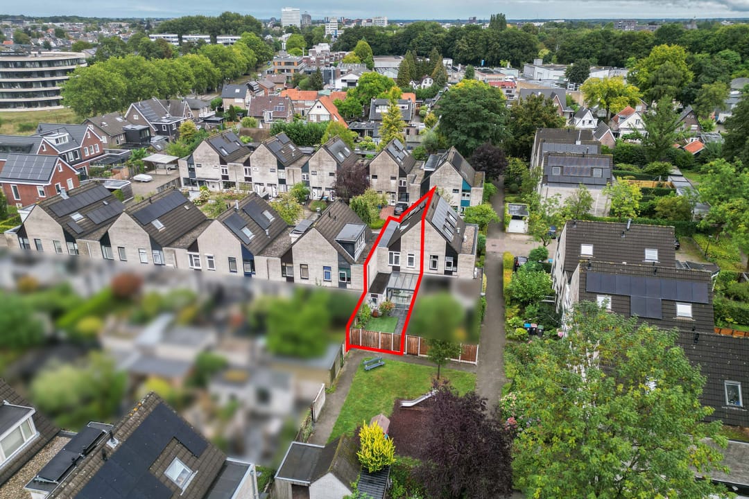 Photo 32 of Van Brerostraat 61