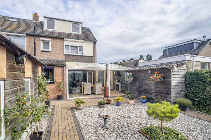 Foto 32 van Spangenstraat 1