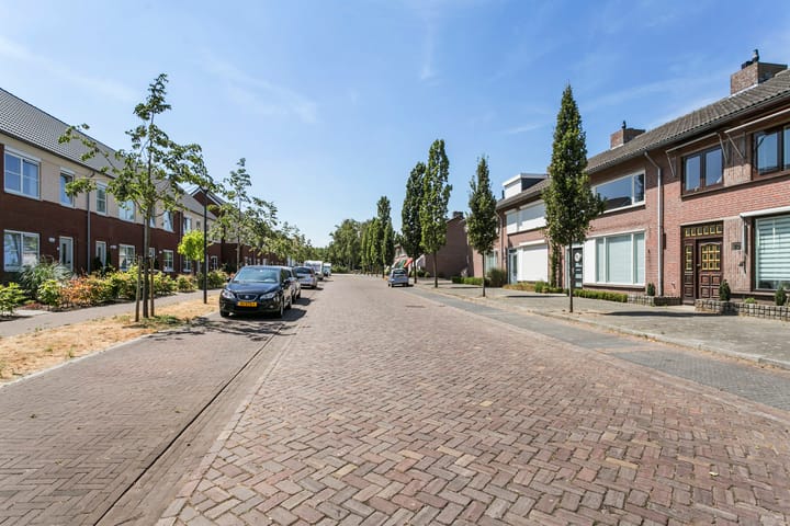 Foto 32 van Irislaan 32