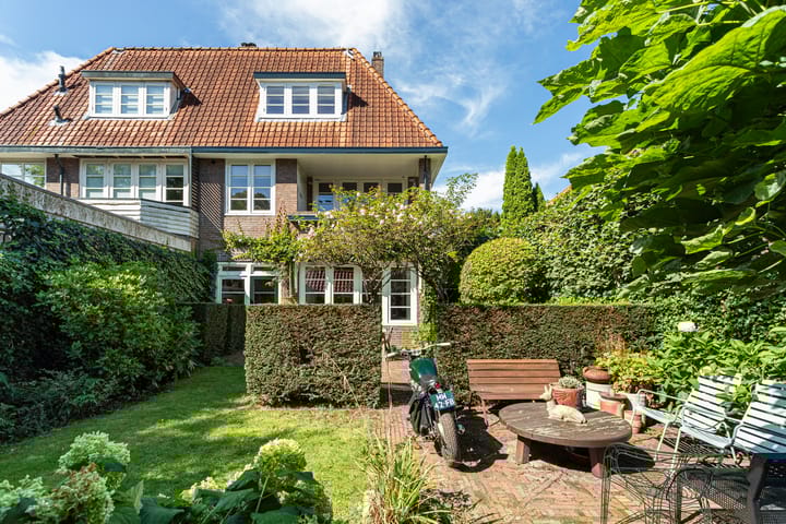 Photo 2 of Wladimirlaan 14