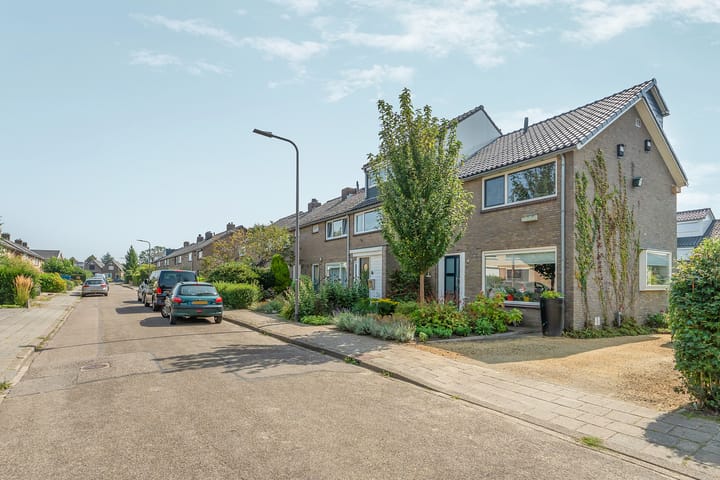 Foto 43 van Vorsterstraat 29