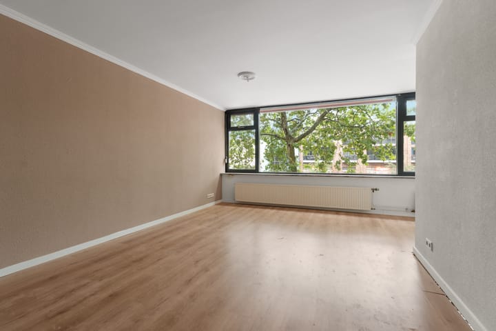 Foto 2 van Raadhuisplein 9-A