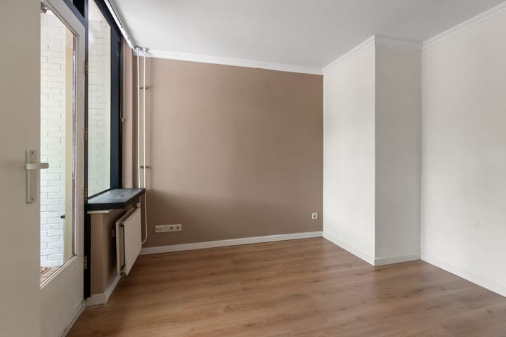 Foto 5 van Raadhuisplein 9-A