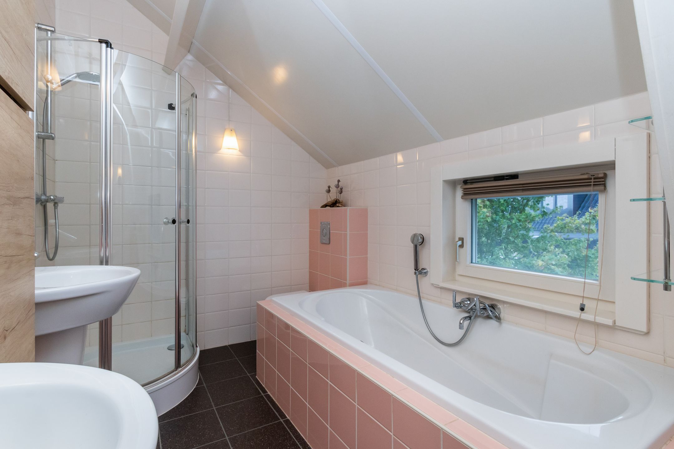 Foto 15 van Kortenhoefsedijk 108-A