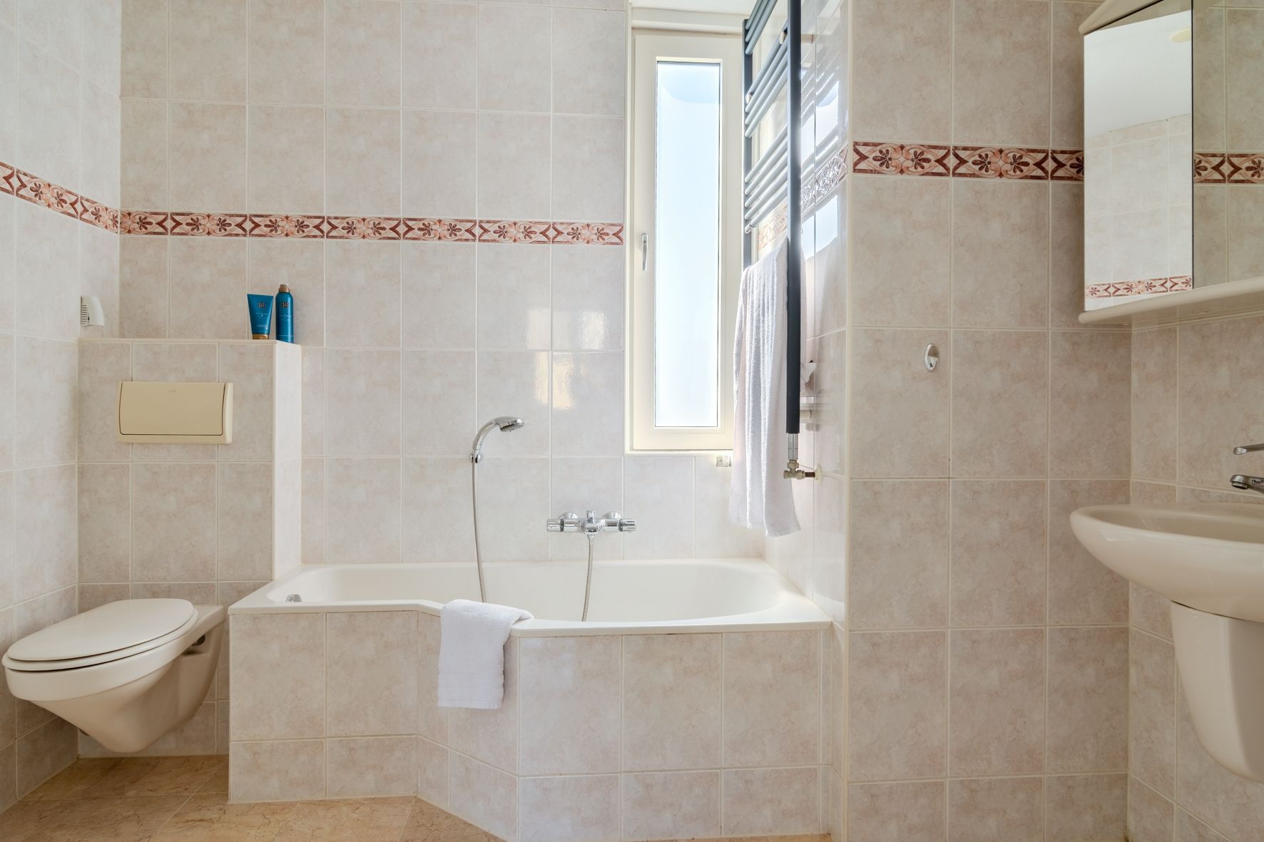 Foto 24 van Evertsenstraat 11