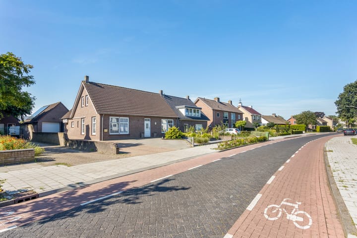 Foto 4 van Monseigneur Berkvensstraat 47