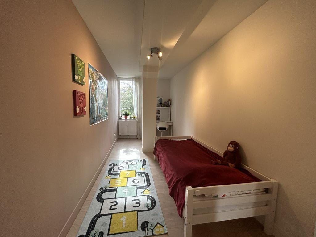 Photo 8 of Olivier van Noortstraat 16