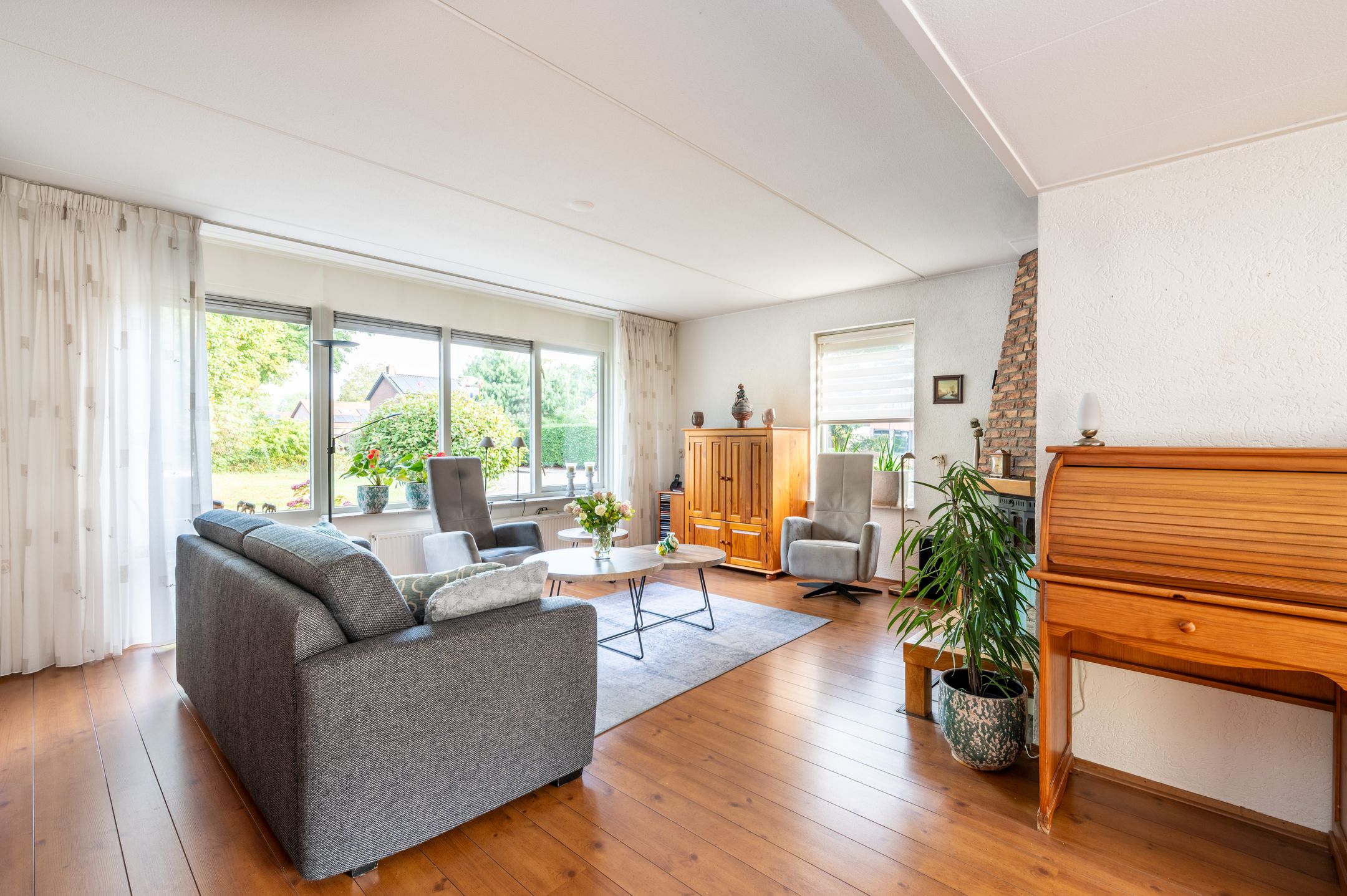 Foto 3 van Helmbloem 12