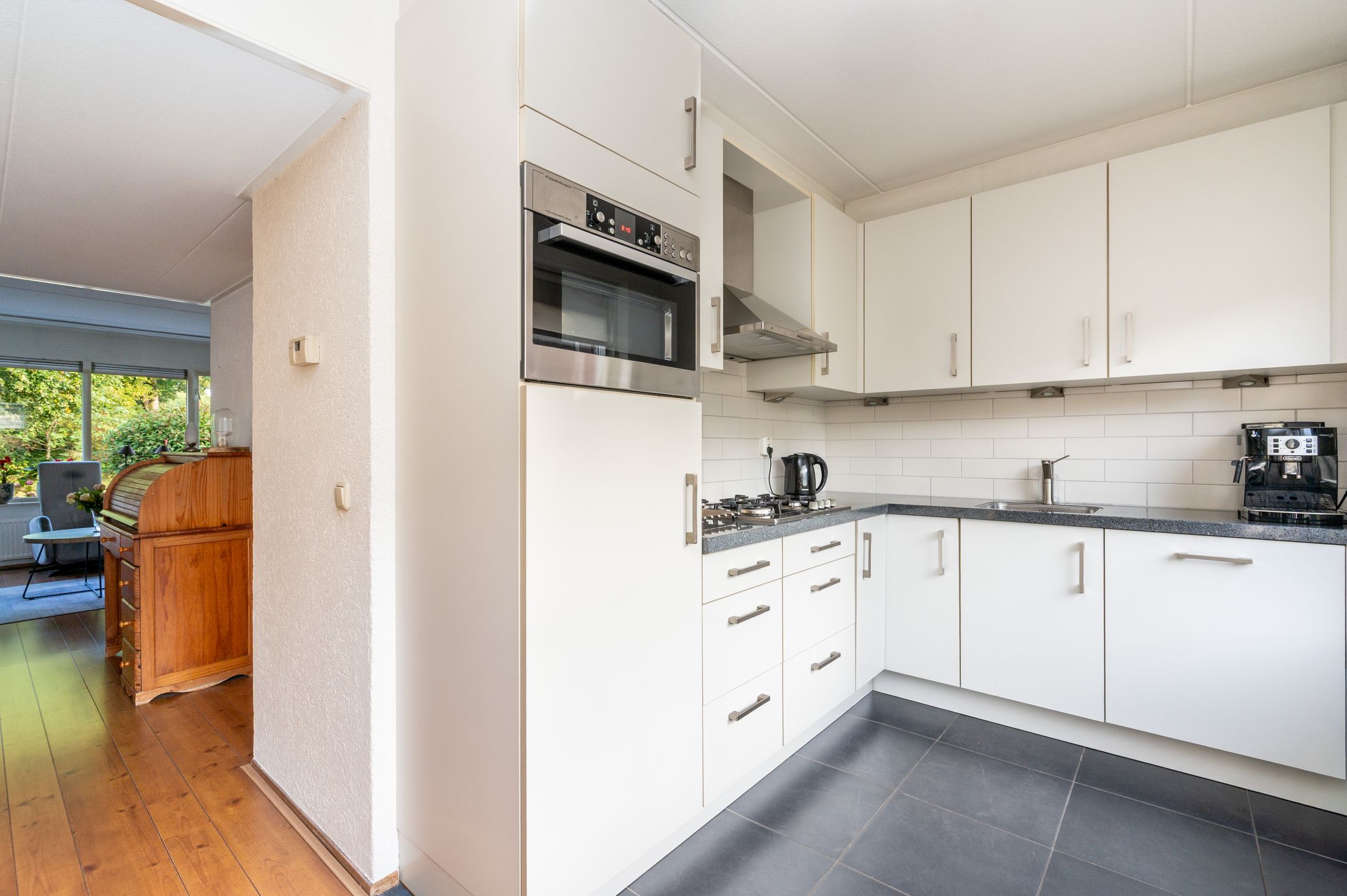 Foto 9 van Helmbloem 12