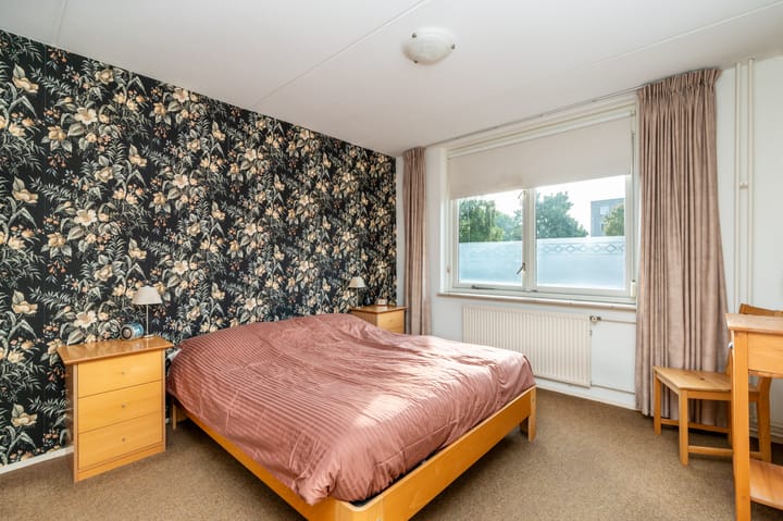 Foto 11 van Helmbloem 12