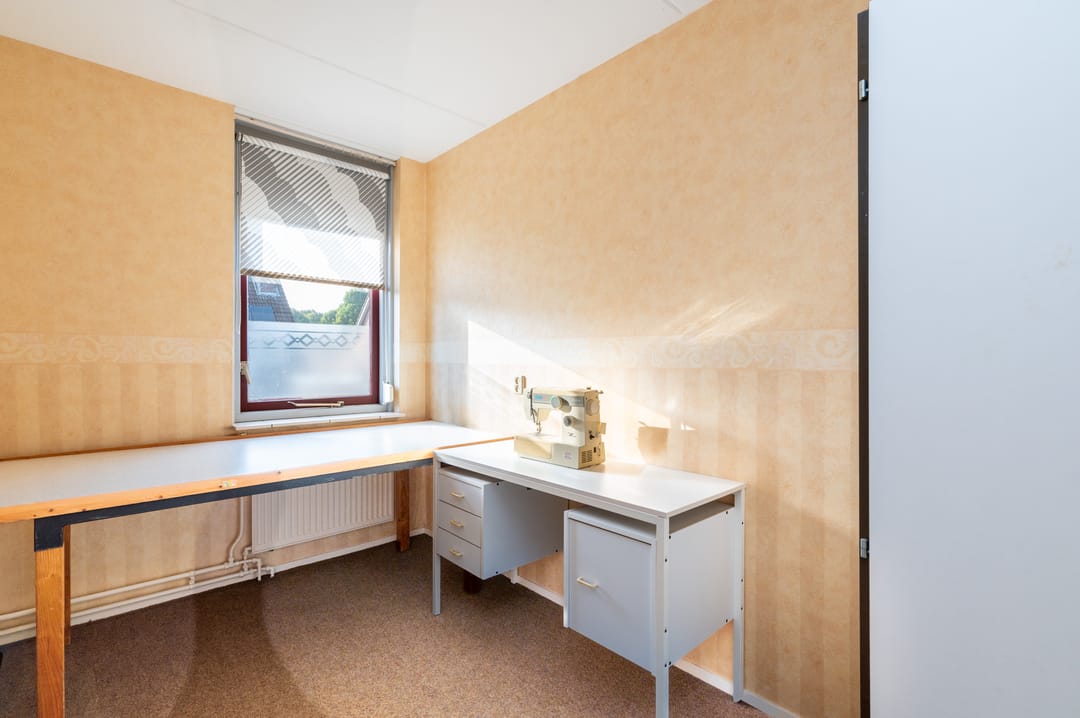 Foto 13 van Helmbloem 12