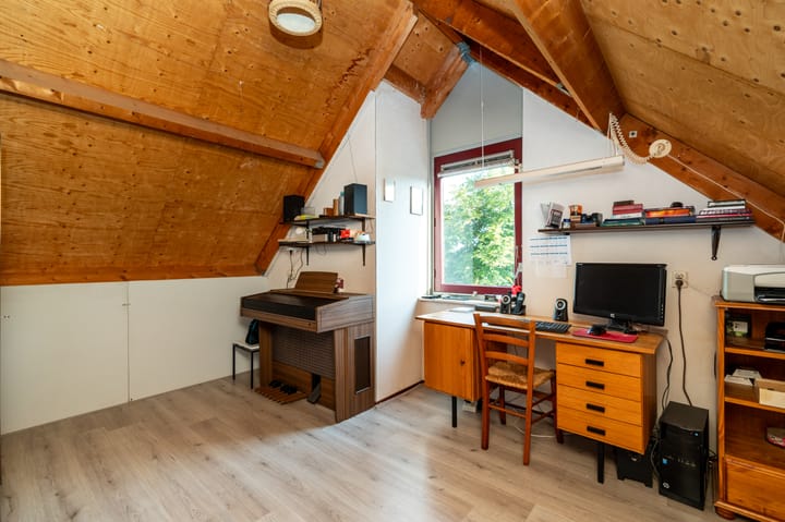 Foto 17 van Helmbloem 12