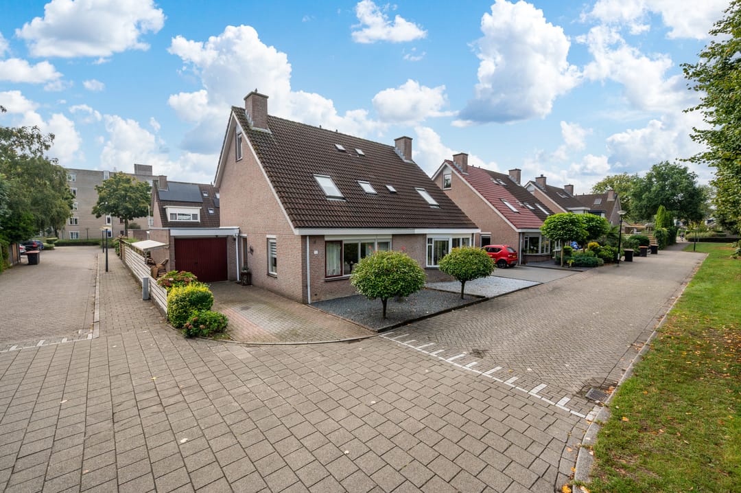 Foto 26 van Helmbloem 12