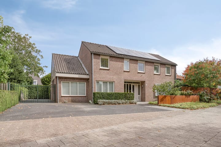 Foto 47 van Abdis van Thornstraat 37