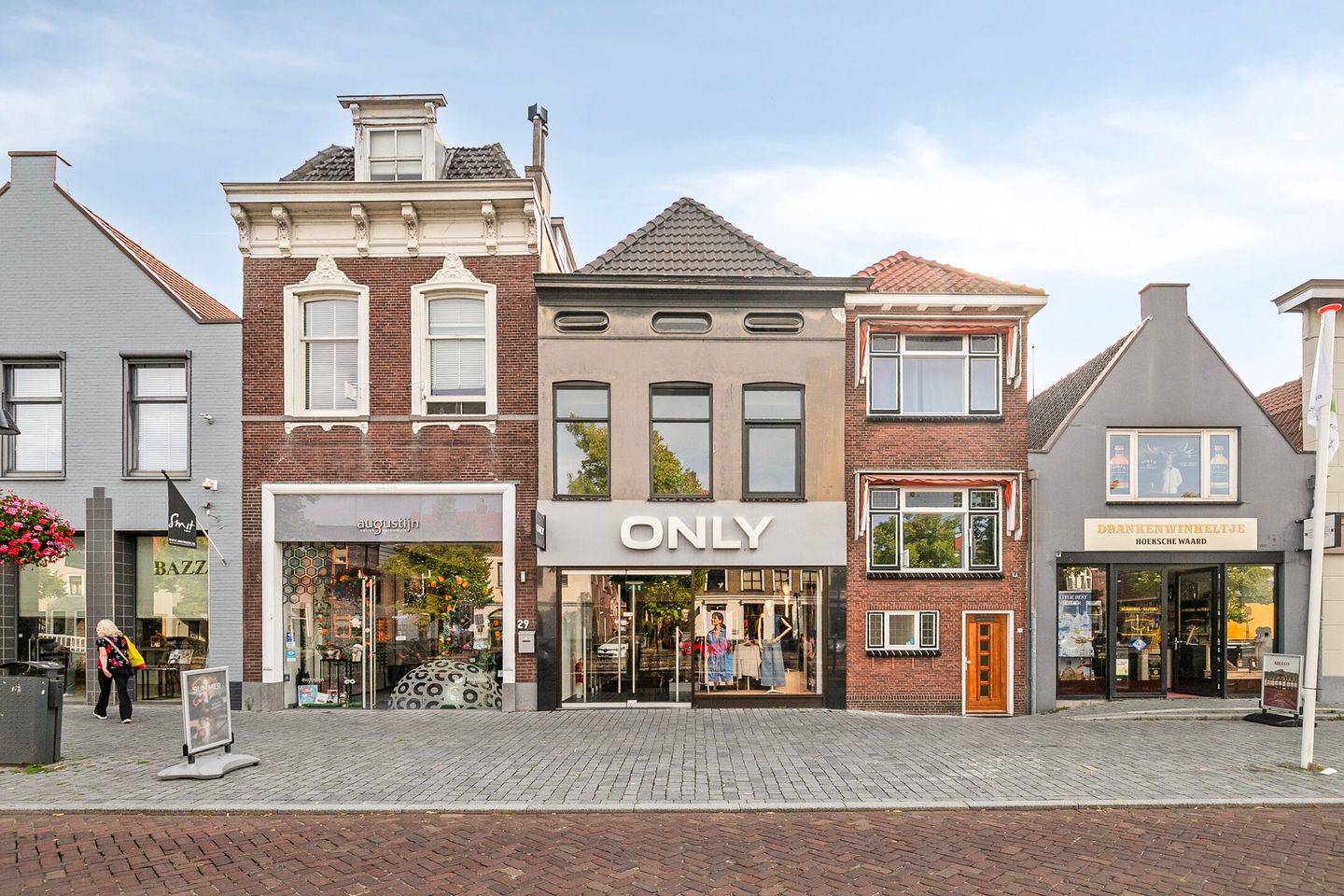 View photo 3 of Oost-Voorstraat 30