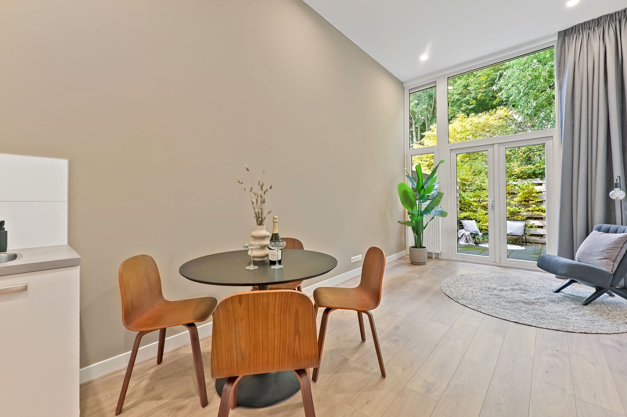 Foto 9 van Minckelersstraat 10-G