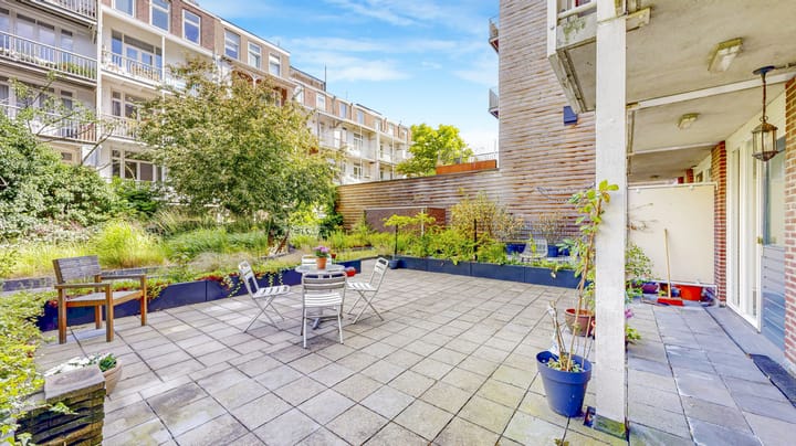 Photo 3 of Karel du Jardinstraat 57