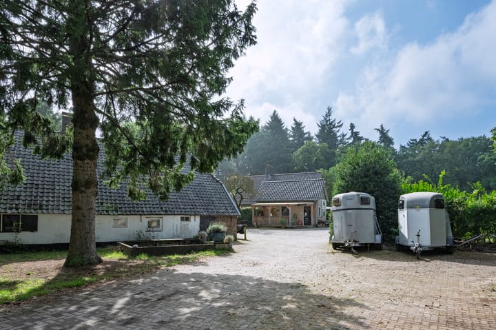 Photo 11 of Priesnitzlaan 4