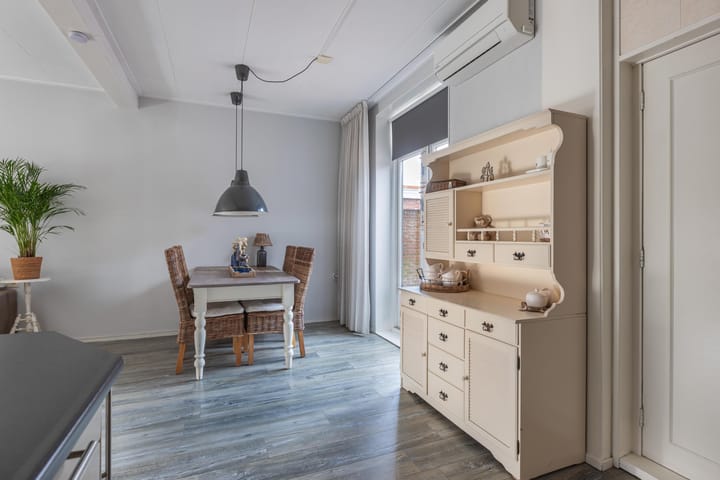 Photo 23 of Kamstrastraat 20