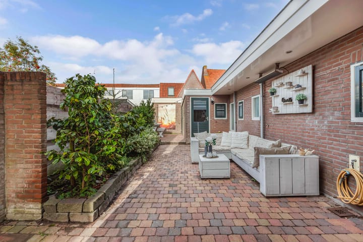 Photo 32 of Kamstrastraat 20