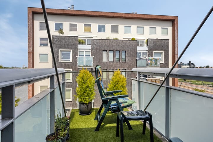 Foto 22 van Laan van Wateringse Veld 1037