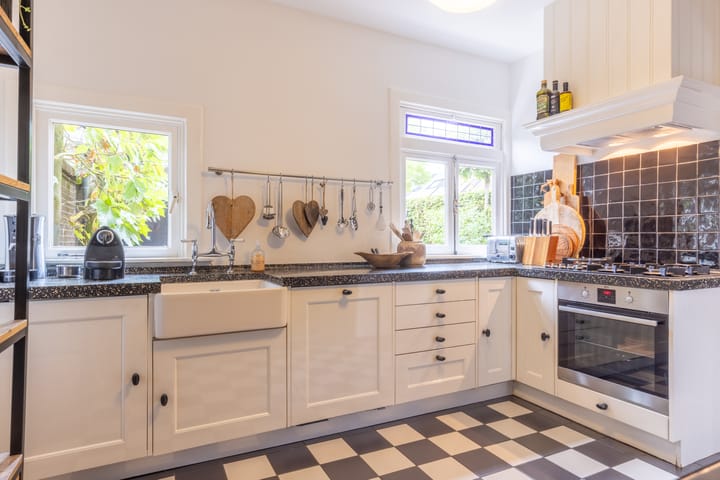 Photo 18 of Arnhemseweg 70