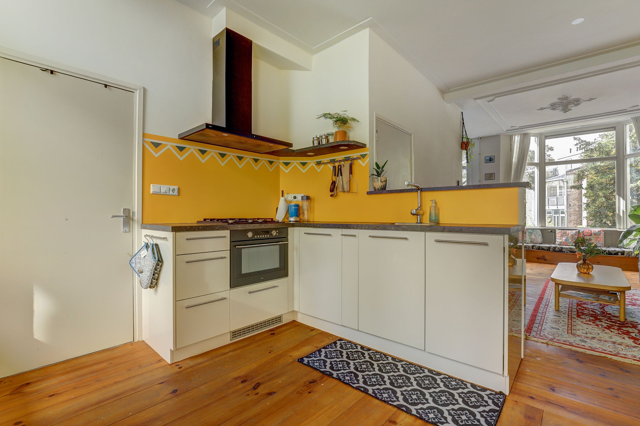 Foto 15 van Van Slichtenhorststraat 3