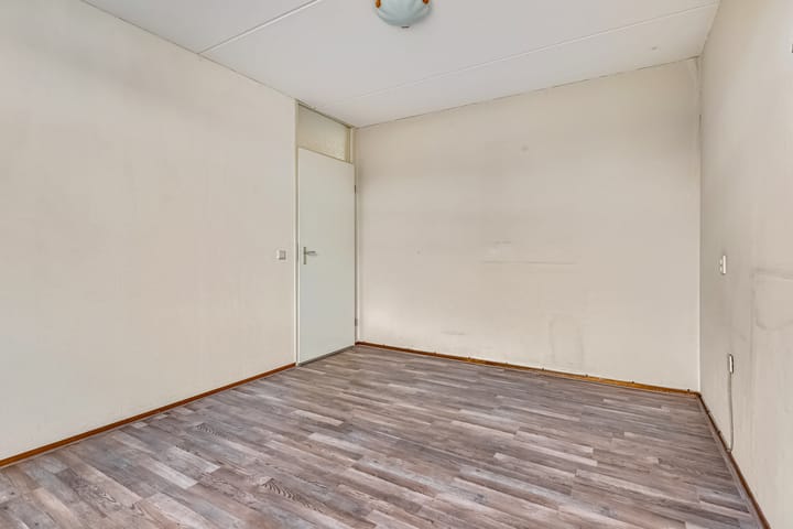 Foto 17 van Den Oven 14