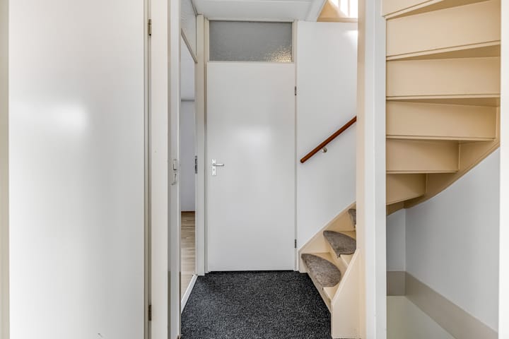 Foto 21 van Den Oven 14