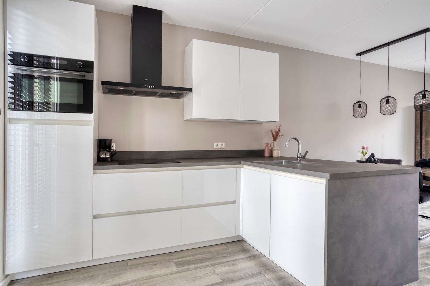 Foto 10 van Narda van Terwisgastraat 79