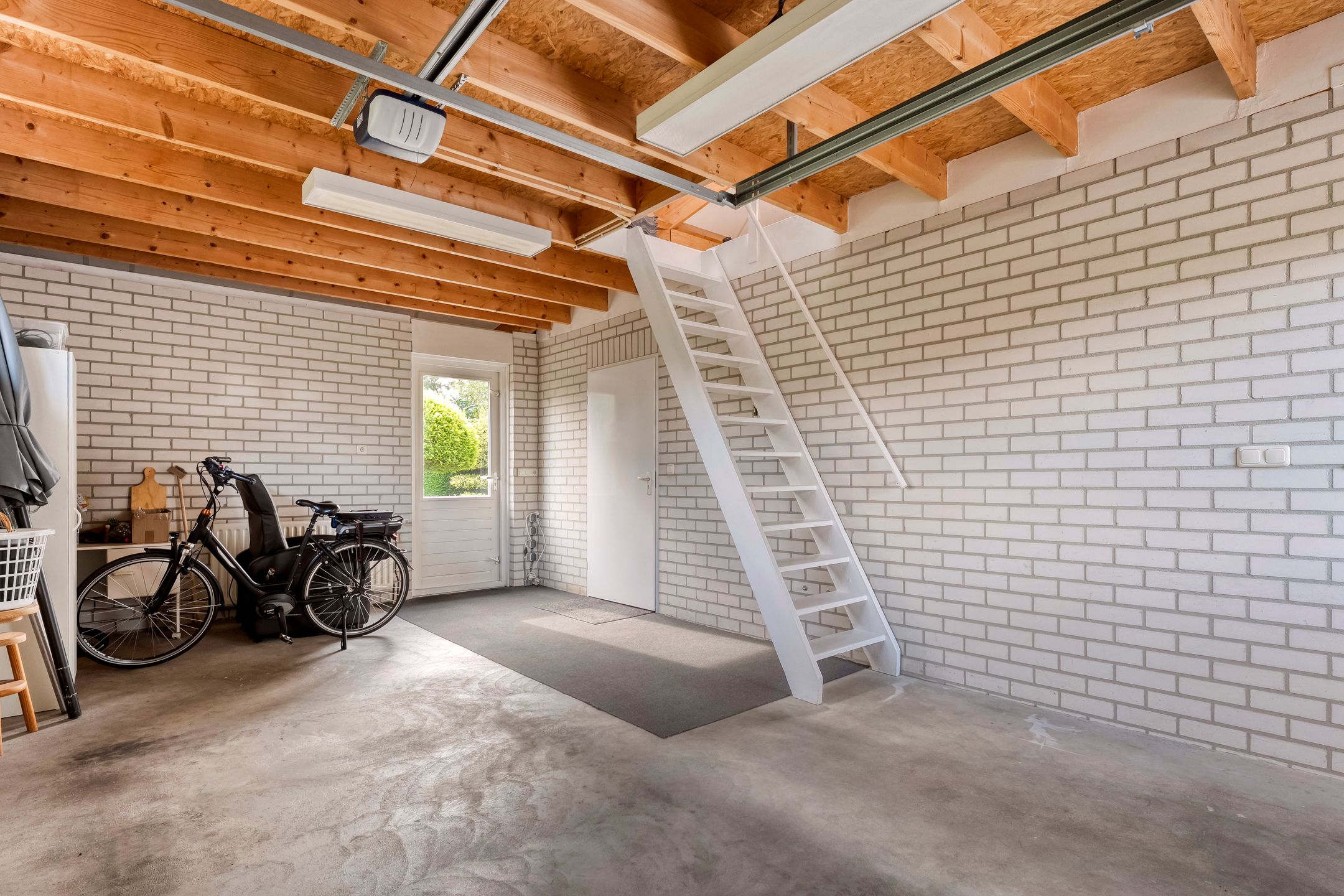 Foto 36 van Boterbloemweg 1