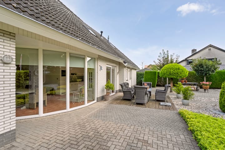 Photo 37 of Boterbloemweg 1