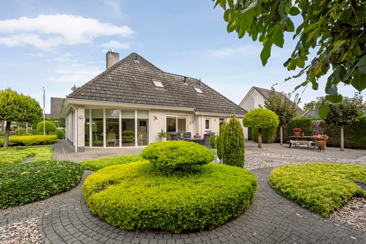 Photo 43 of Boterbloemweg 1