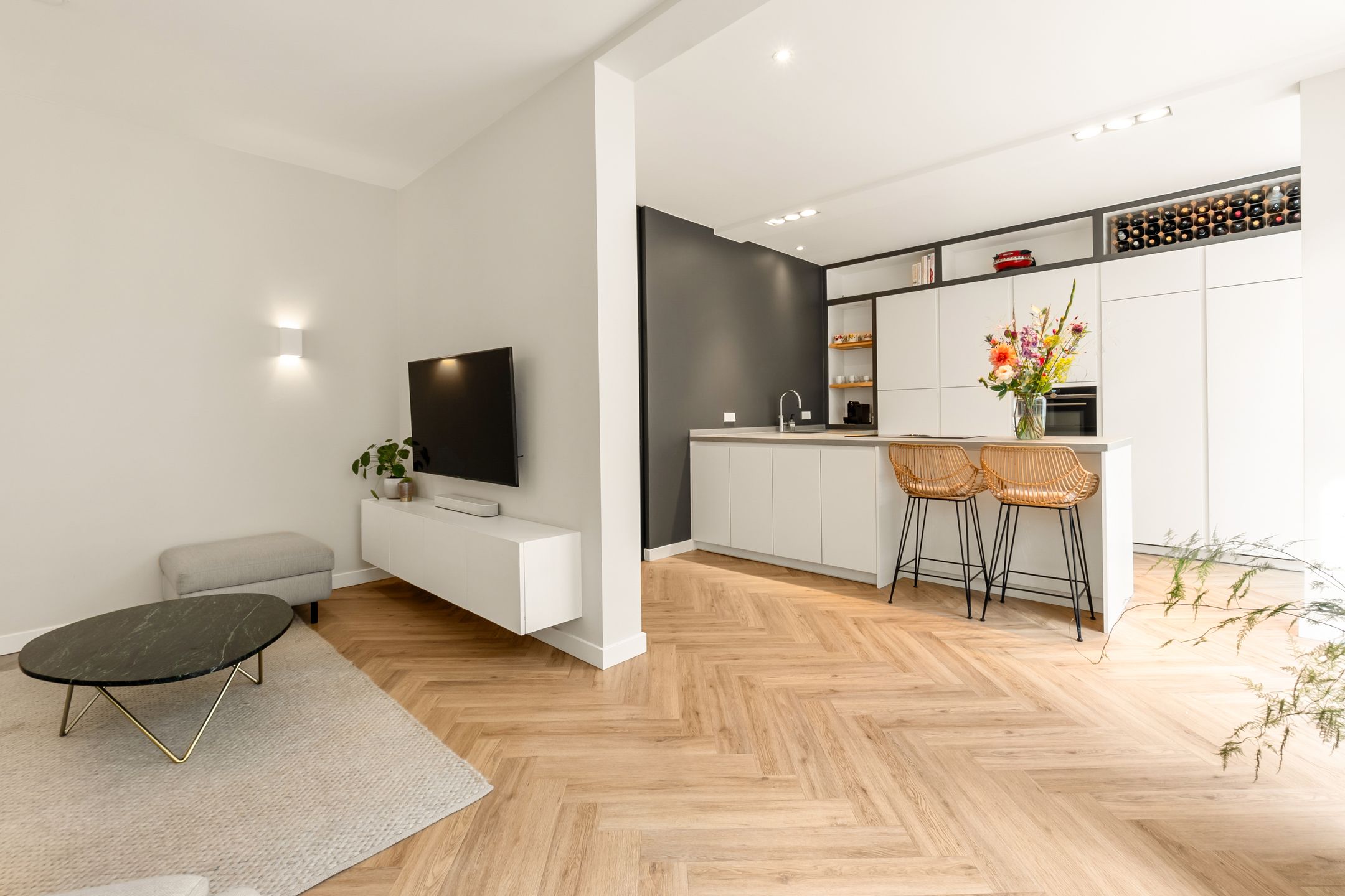 Foto 24 van Johannes Camphuijsstraat 244