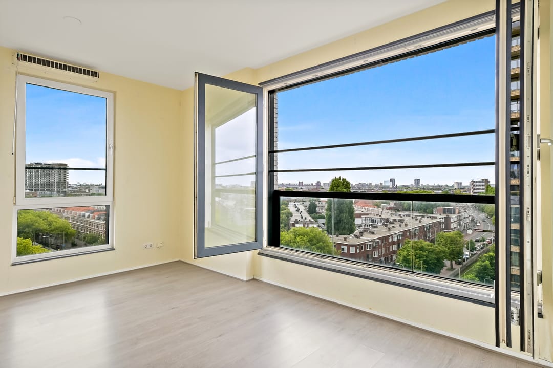 Photo 8 of Loosduinseweg 299