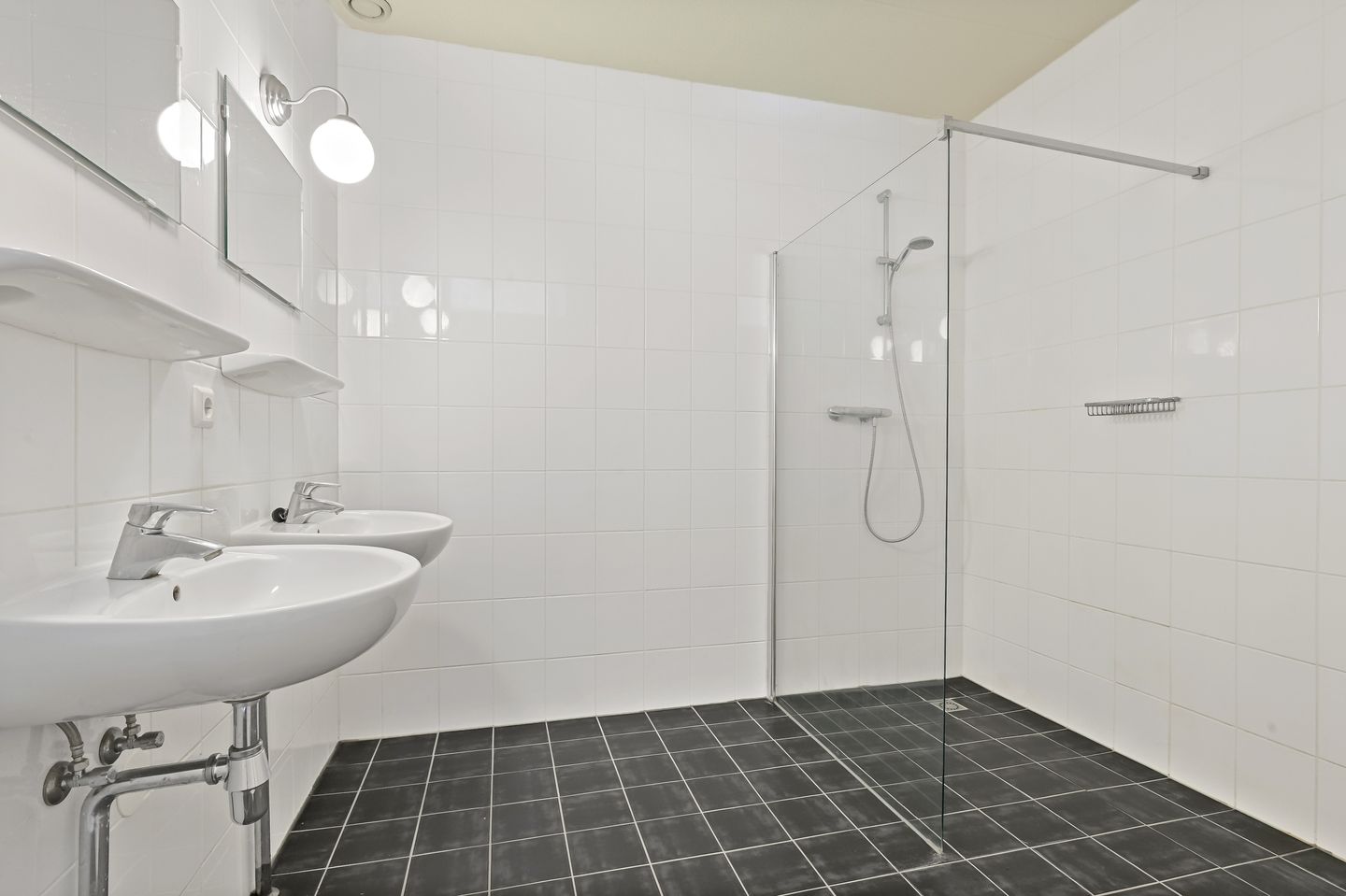 Photo 19 of Loosduinseweg 299