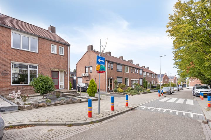 Foto 2 van Caeciliastraat 16