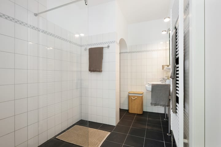 Foto 17 van Rochussenstraat 33-C