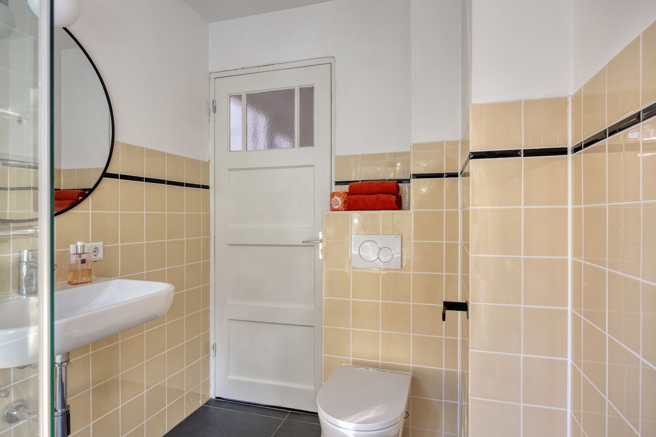 Foto 24 van Adolf van Cortenbachstraat 85