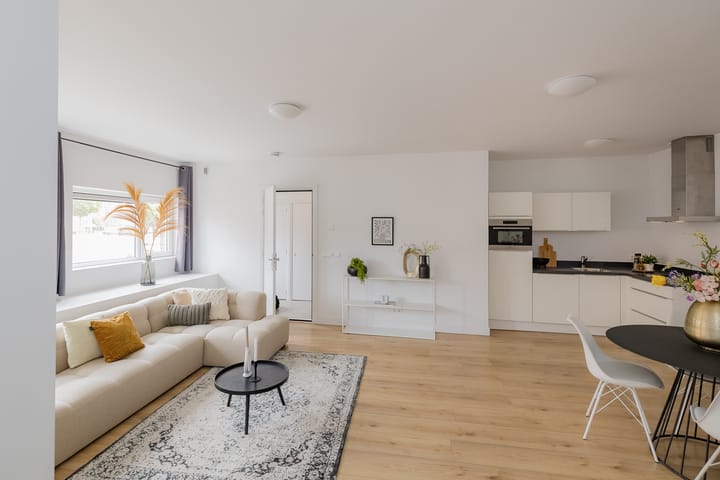 Foto 6 van Kompasstraat 74-E