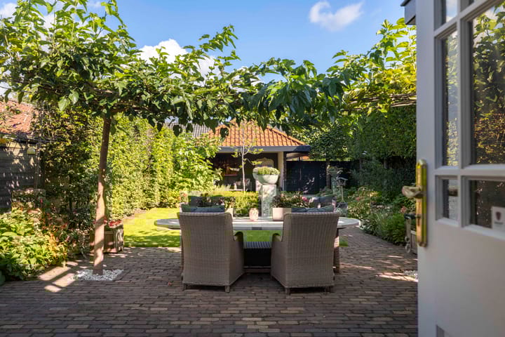 Photo 32 of Kerkstraat 23