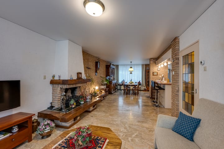 Foto 10 van Borodinstraat 110