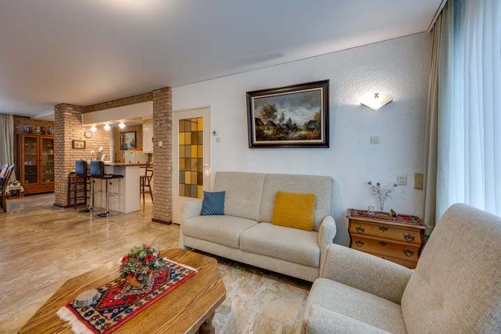 Foto 13 van Borodinstraat 110