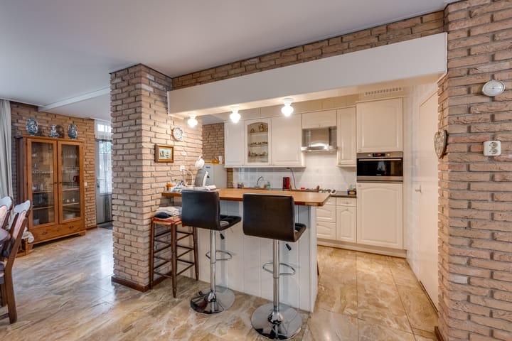 Foto 15 van Borodinstraat 110