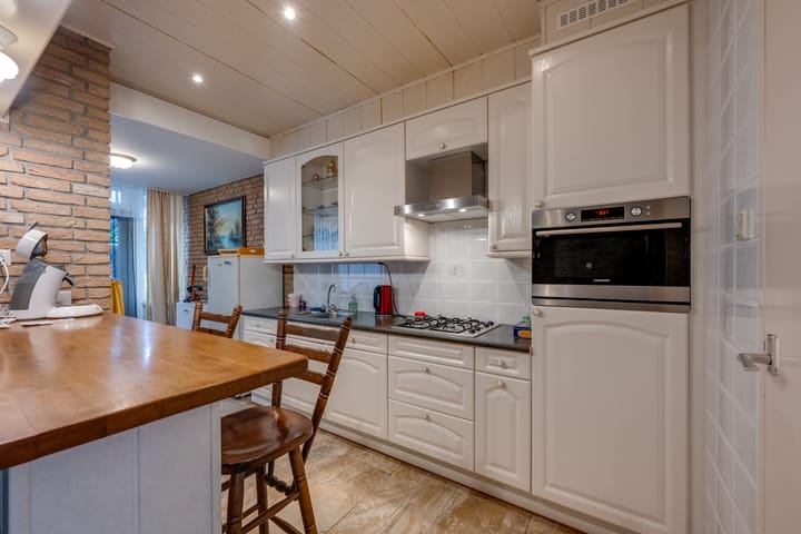 Foto 19 van Borodinstraat 110