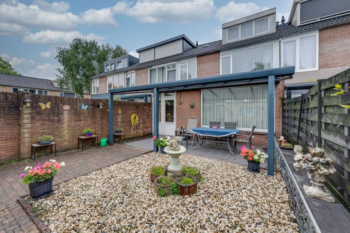 Foto 38 van Borodinstraat 110