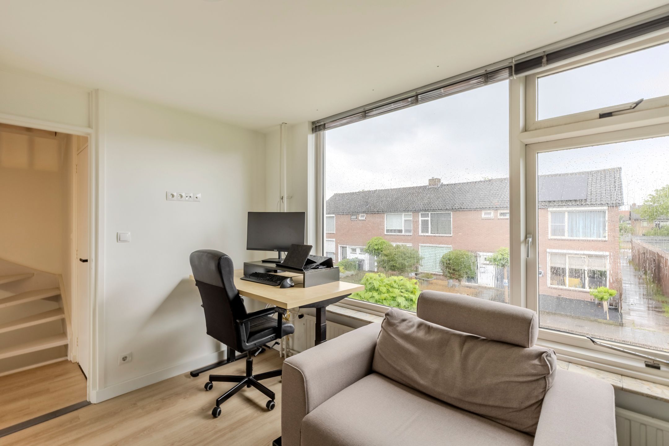 Photo 18 of Van Kinschotstraat 1