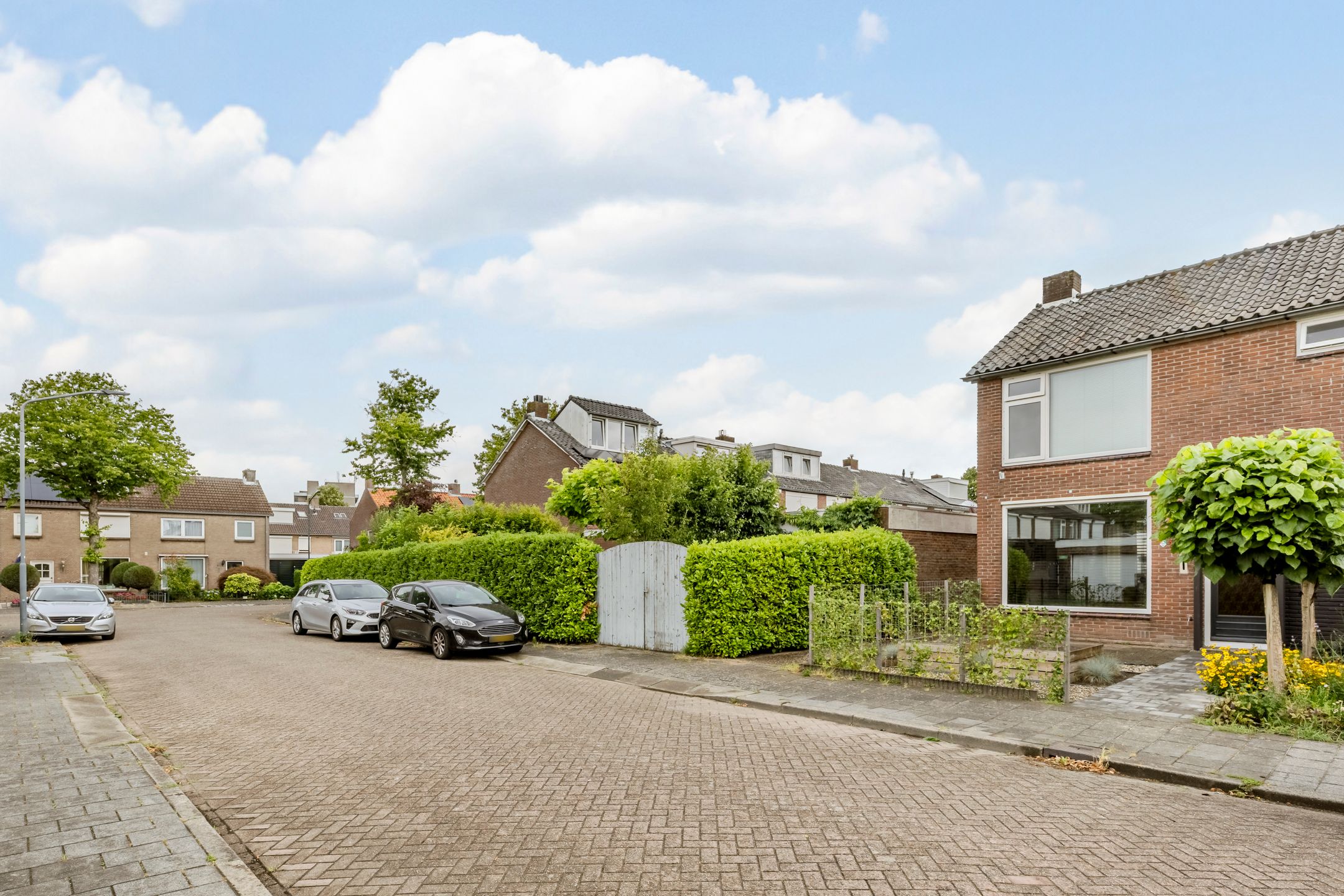 Photo 30 of Van Kinschotstraat 1